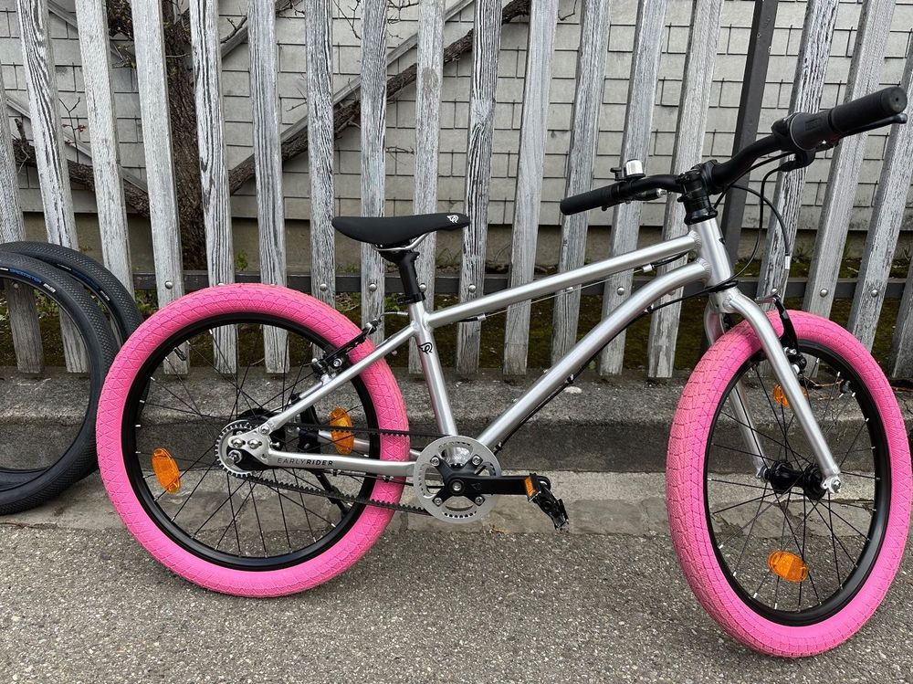 Early Rider Belter Kindervelo 20 Aluminium pinke Reifen