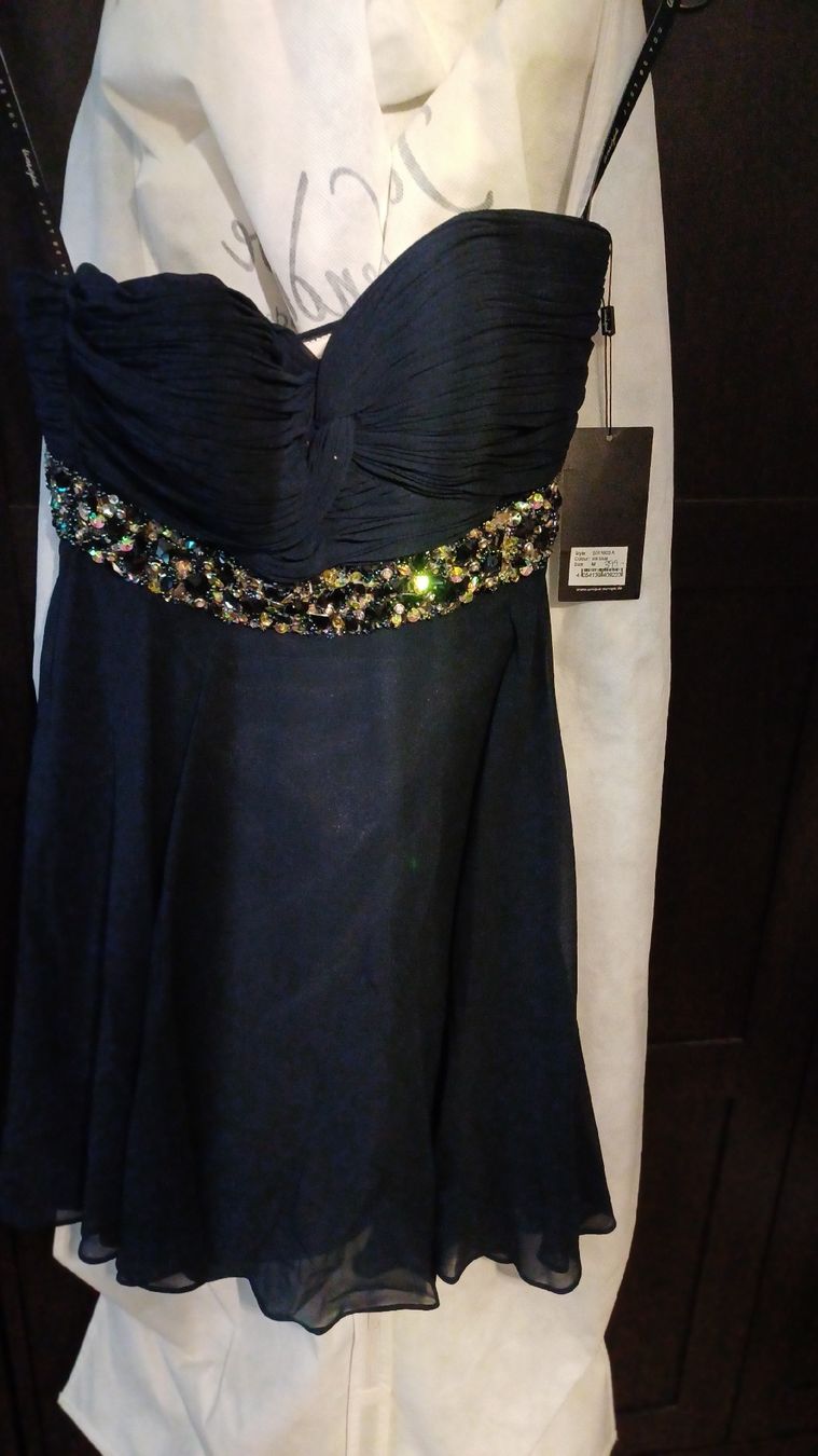 Kleider: Abendkleid Unique Gr.36 neu mit Etikett NP 399.- – Neu und originalverpackt aus St. Gallen von gab_8nvv