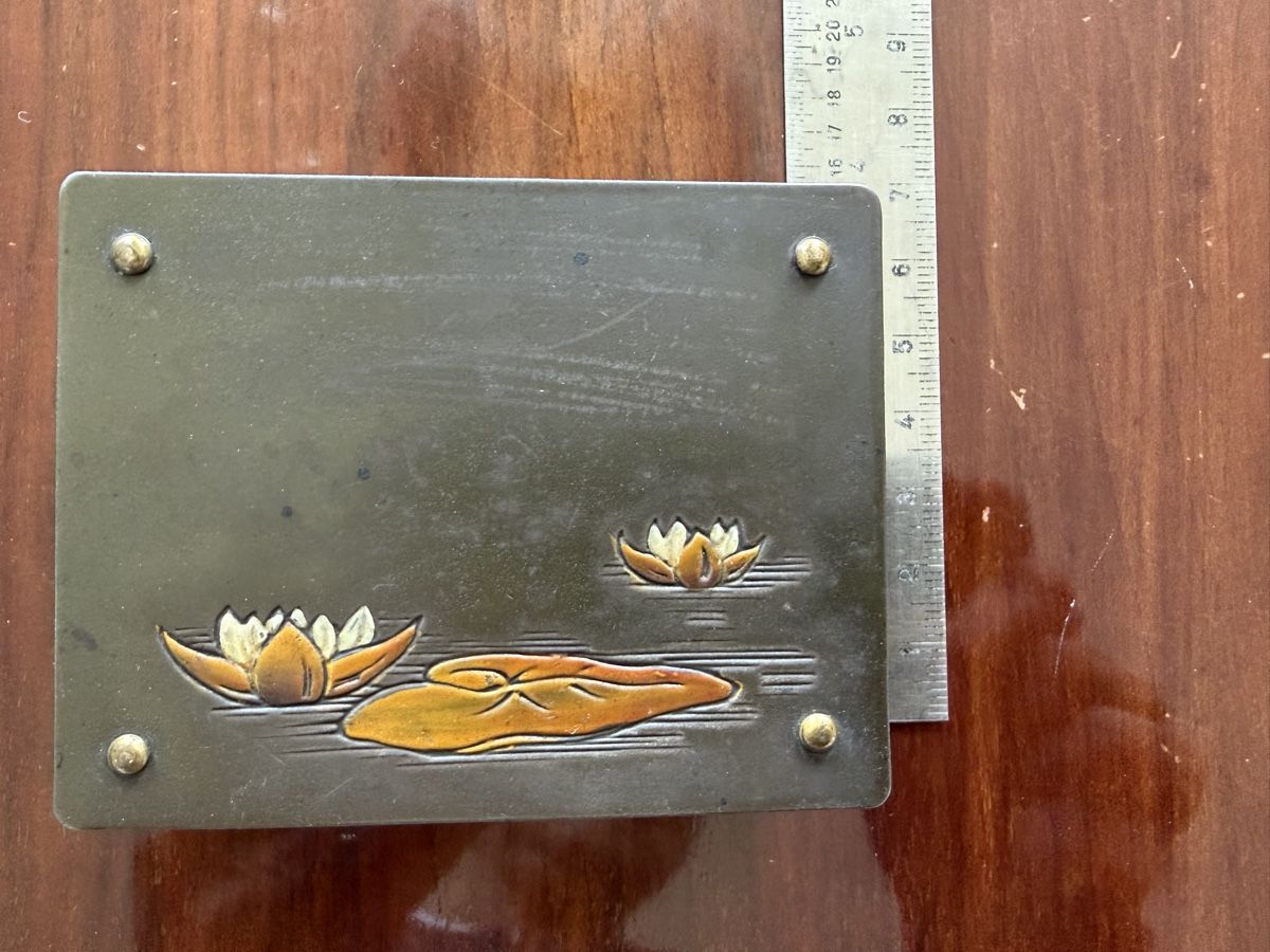 Contenitori & Simili: Schöne Jugendstil Metalldose mit Seerosen – Usato da Zürich venduto da mimikiki100 9