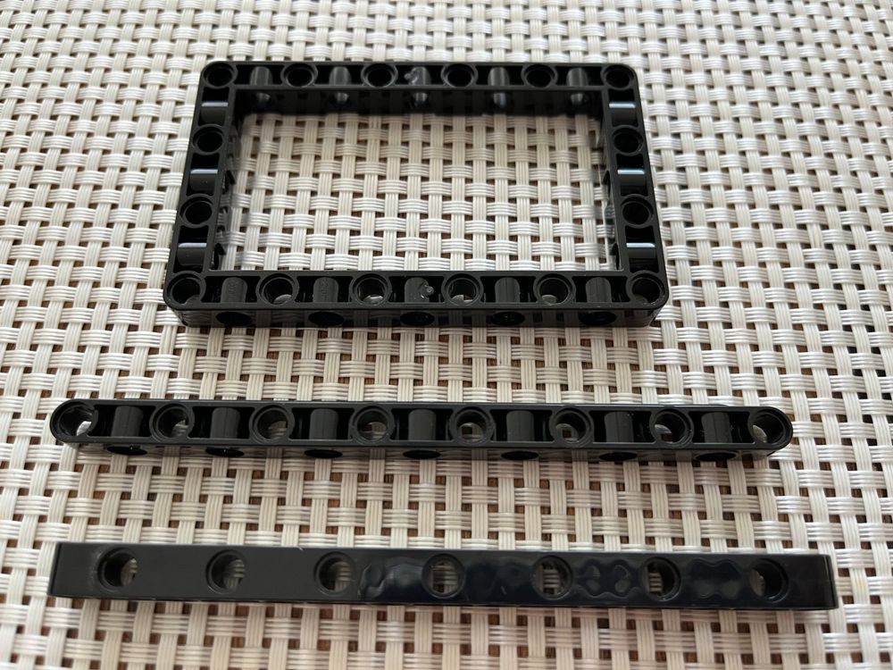 lego-technik-schwarzer-rahmen-frame-lochbalken-42124-kaufen-auf-ricardo