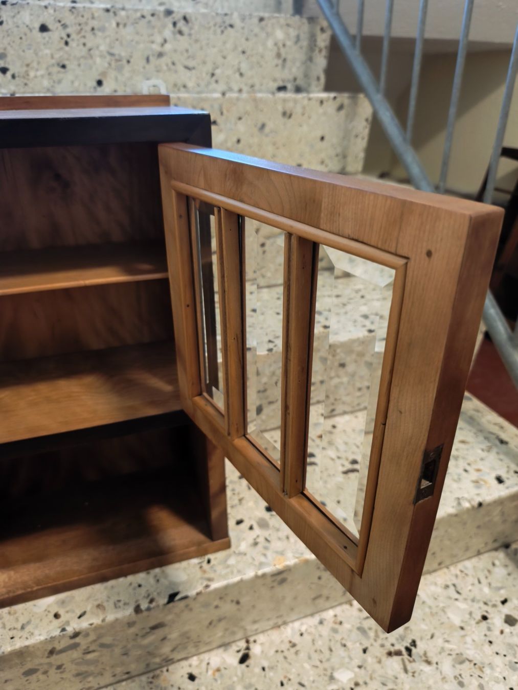 Vetrine: Vintage Wandvitrine – Usato da Zürich venduto da Jul69 3
