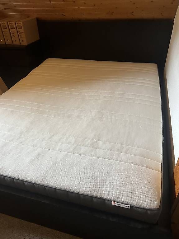 Betten: IKEA MALM Bett 160x200 mit Matraze – Gebraucht aus Elgg von mel_72b9 2