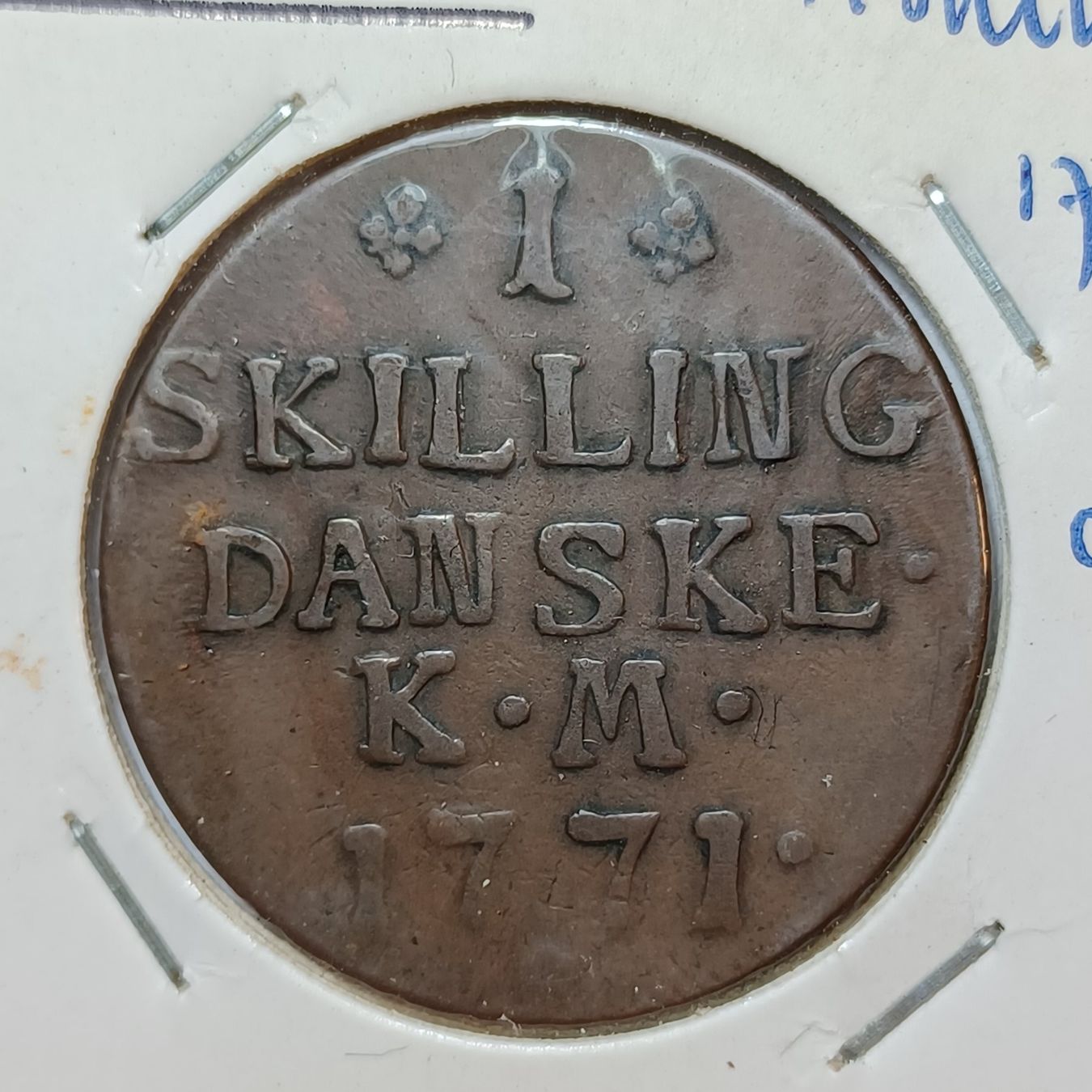 Tutti le monete: 1 Skilling 1771 Dänemark – Usato da Pfäffikon ZH venduto da Welt_Muenzen