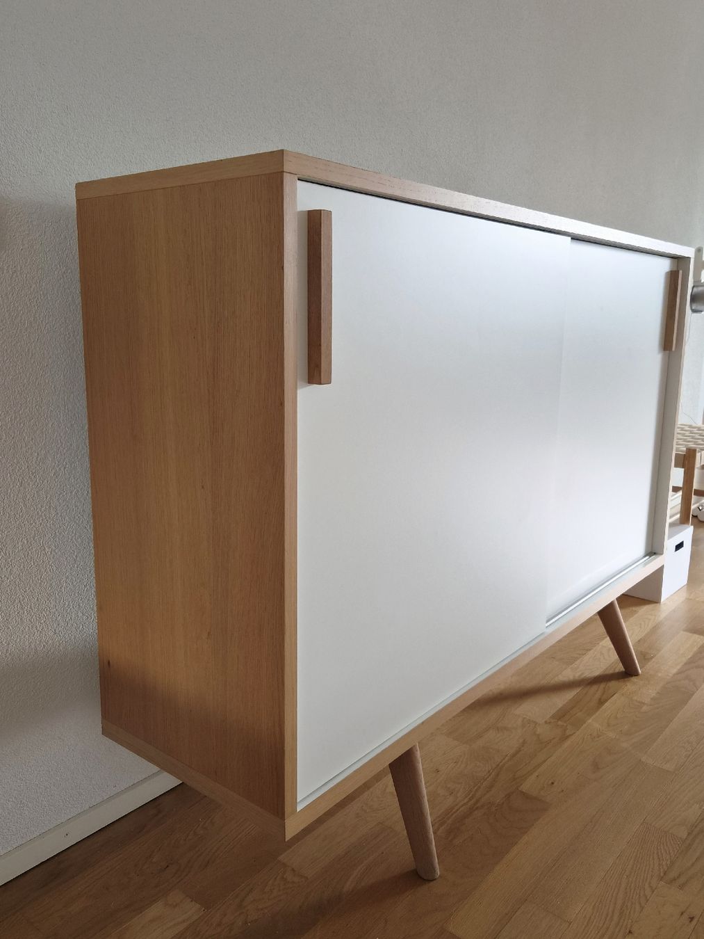 Cassettiere: Sideboard weiss / Holzoptik  – Usato da Zürich venduto da cp. 1