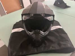 Casque moto iXS, noir blanc, taille M, état de neuf 