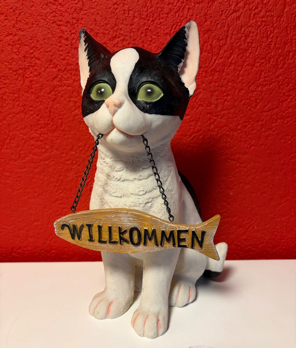 Figuren: Willkommen! Deko-Katze fürs Haus – Neu und originalverpackt aus Zäziwil von Emlea 6