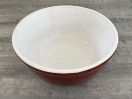 Alte grosse Teigschüssel braun-weiss – Rössler – 25.5 cm