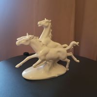 Graefenthal Porzellan Galoppierende Pferde