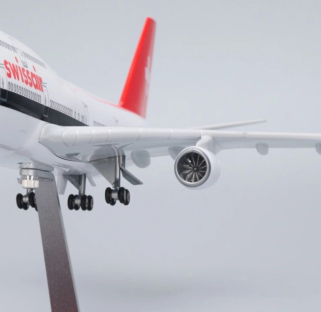 Boeing Kit di modellismo & Modellini statici: suissair boeing 747/300 47 cm – Nuovo e nell'imballaggio originale da Vernier venduto da 19pigments 1