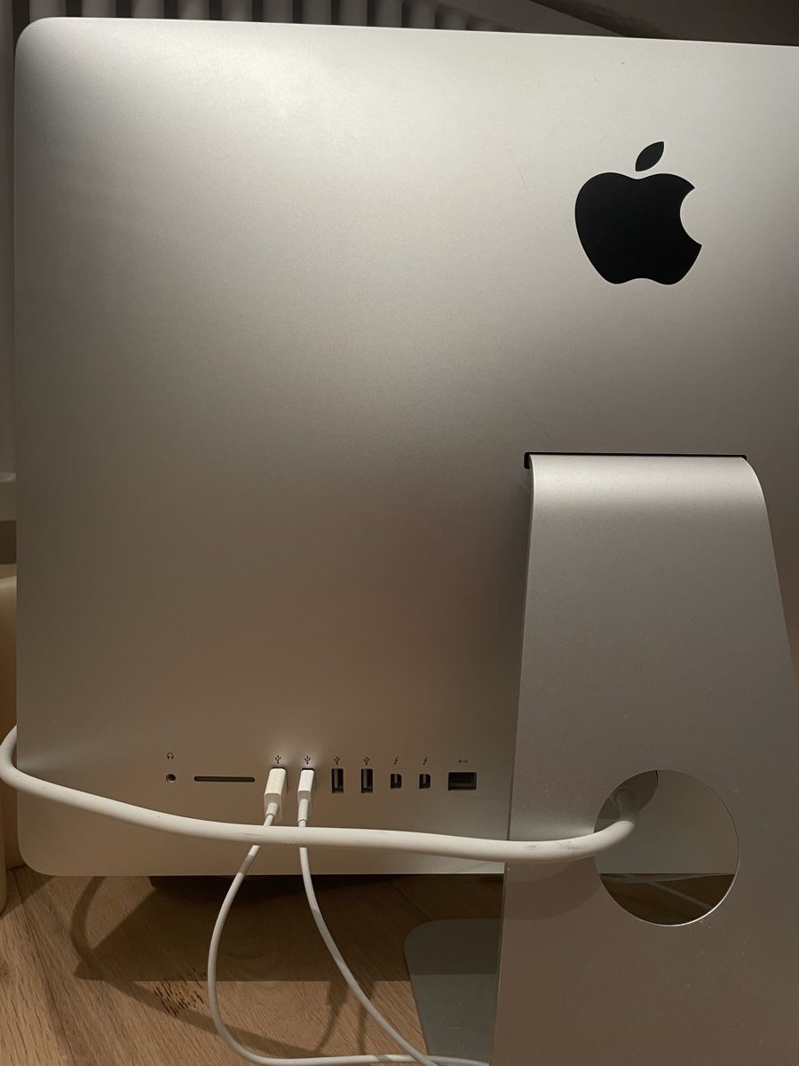Apple PCs: Apple iMac 21.5-inch – Gebraucht aus Aarau von ani_jw5j 2