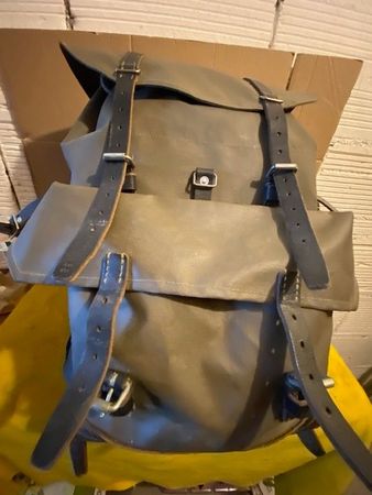 MILITÄR RUCKSACK ( 5 )  CH ARMEE