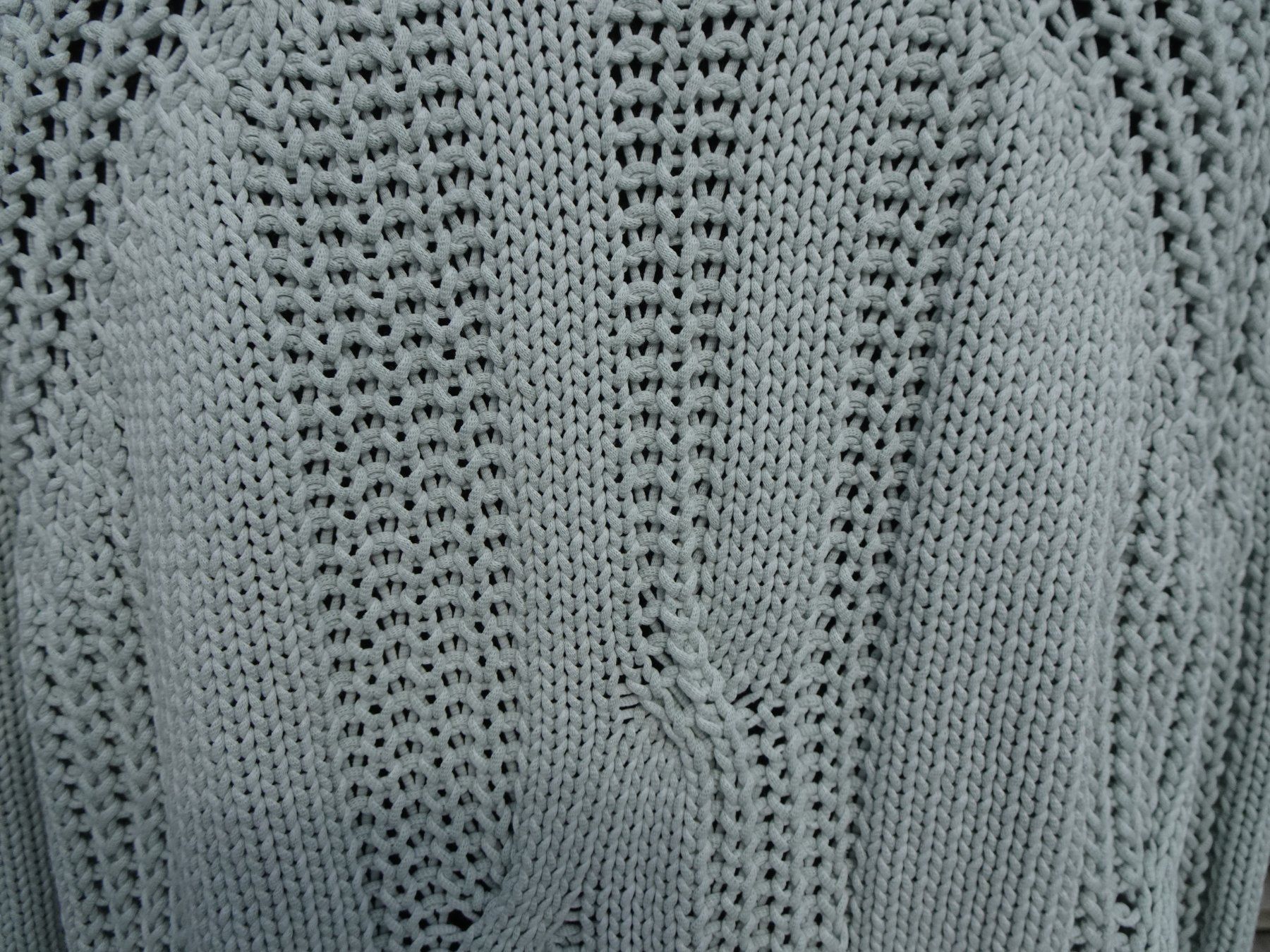 Riani Pullover & Sweatshirts: Riani Strickpullover hellblau mint Zopfmuster Gr 40 Pullover – Gebraucht aus Winterthur von blumeblau77 7
