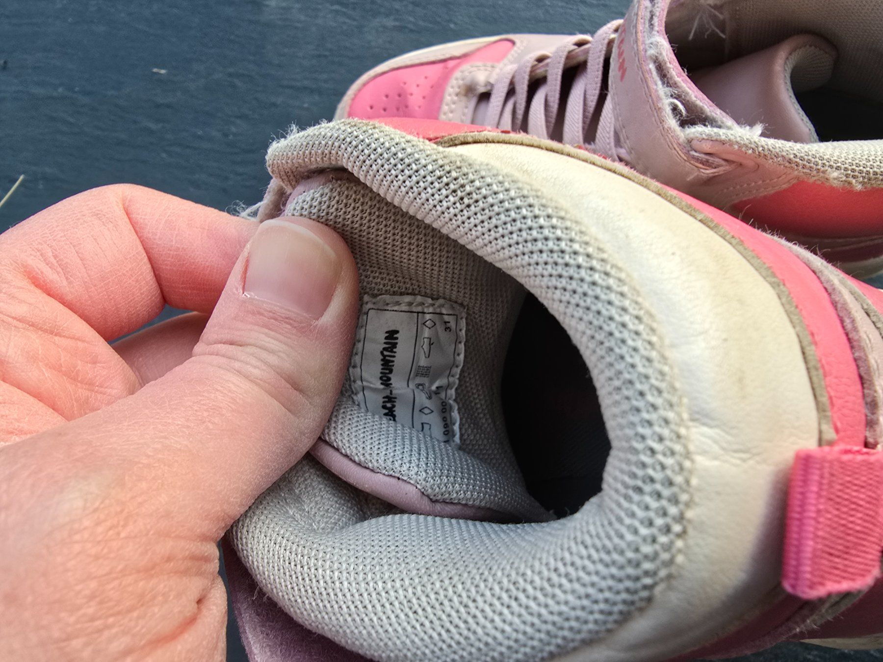 Chaussures filles: Mädchen Sneaker Gr. 31 – D'occasion à Büttikon AG par Amineah 3