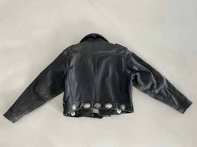 Giacche: HARLEY-DAVIDSON DAMEN MOTORRAD-LEDERJACKE – Usato da Allschwil venduto da Takethat 2