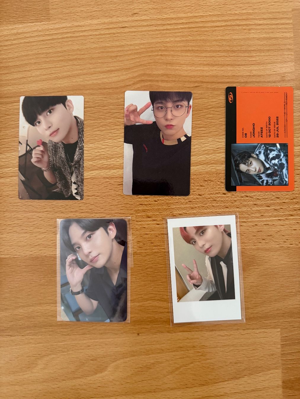 Carte collezionabili: Ateez Jongho PCs official – Nuovo (secondo la descrizione) da Treycovagnes venduto da crapusagi99