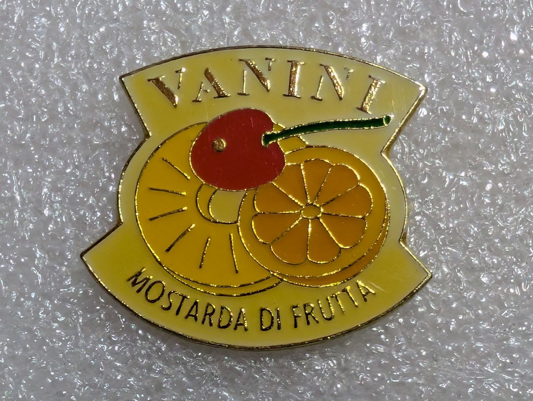 Plaquettes & Badges: Ansteckpin 265: Vanini – D'occasion à Oppligen par Pin-Fall-Shop