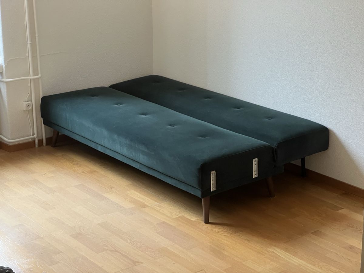 Sofas: Schlafsofa Samt – Gebraucht aus Zürich von f..h 1