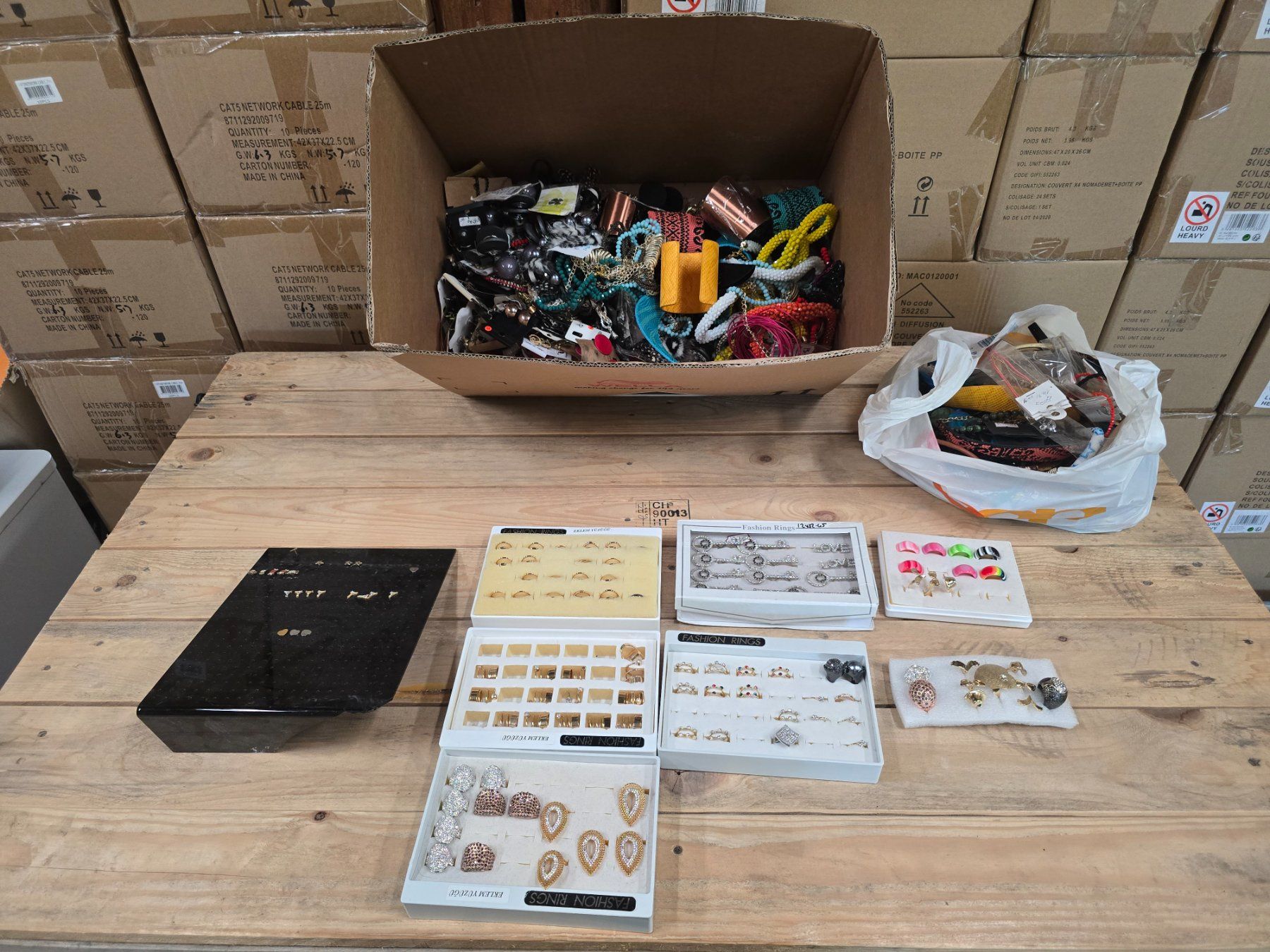 Altri gioielli: Posten mit diversem neuem Modeschmuck ab 1.- – Nuovo (secondo la descrizione) da KRINAU venduto da Mio_Liqstyle 7