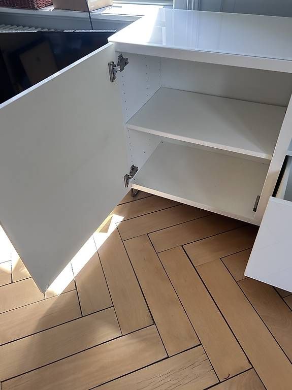 TV Möbel: IKEA Beste TV Schrank – Gebraucht aus Zürich von phi_y2ly 3