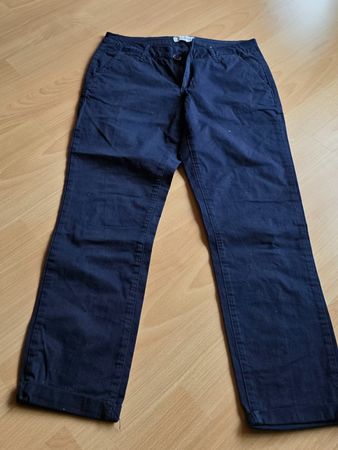 Marineblaue Hose, Grösse 36