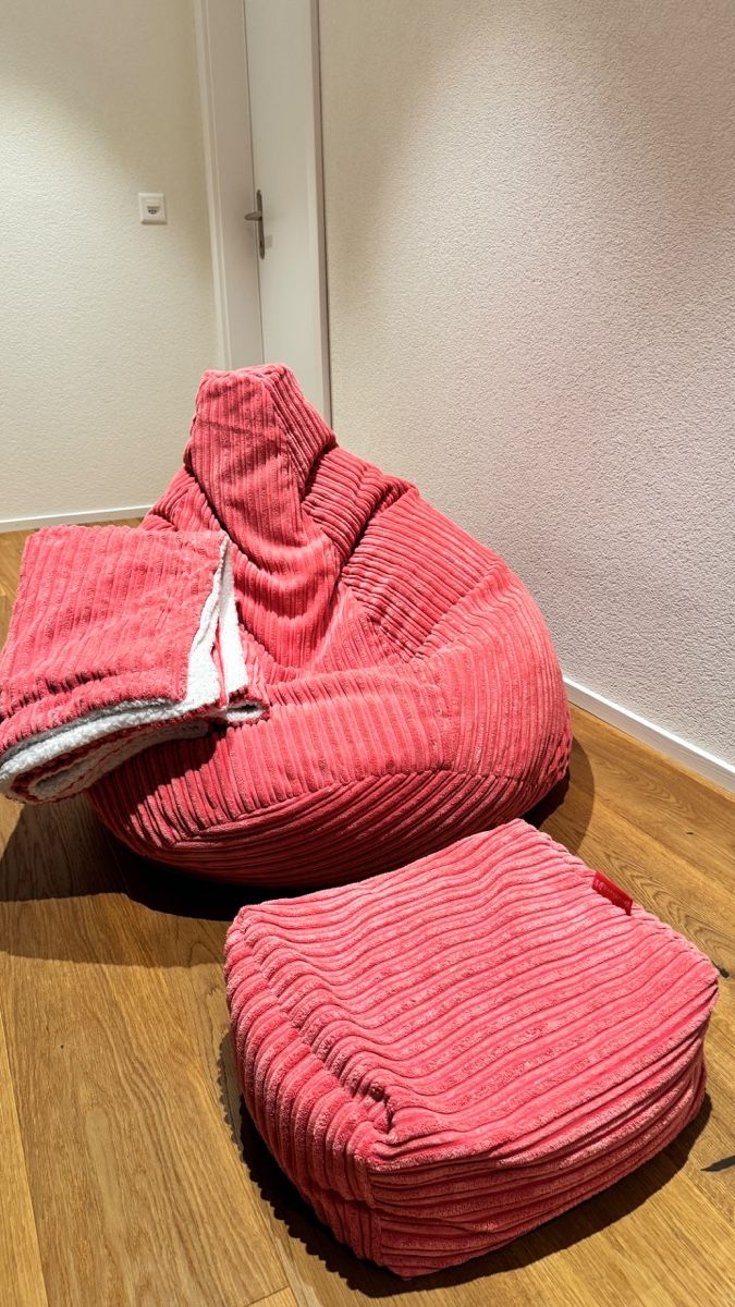 Lounge Pug Sessel: Big Bertha Original Gaming Sitzsack Sessel+Sitzhocker+Decke – Gebraucht aus Burgdorf von DieVespa125 1
