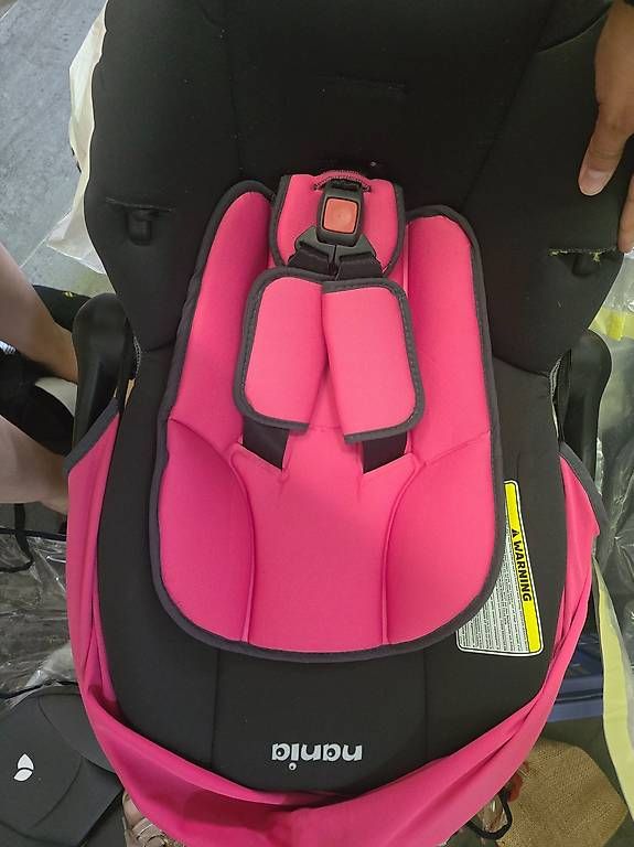 Auto-Kindersitze: Babyschale – Gebraucht aus Domat/Ems von del_glb5 1