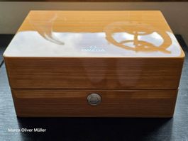 Original Omega Box