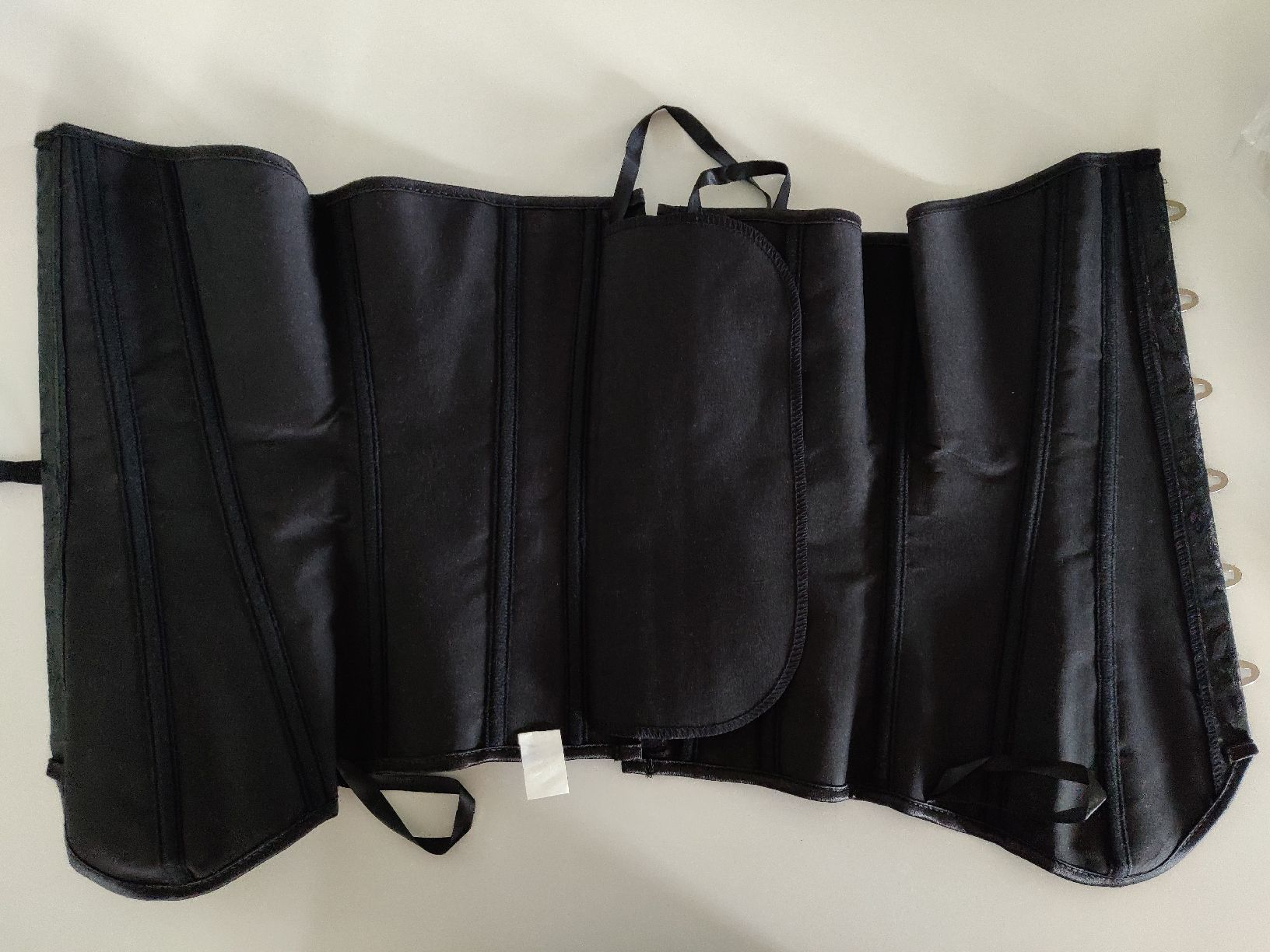 Sonstige Unterwäsche: Schwarzes Korsett mit passendem String Grösse S – Neu und originalverpackt aus Noflen BE von vco_hnn7 1