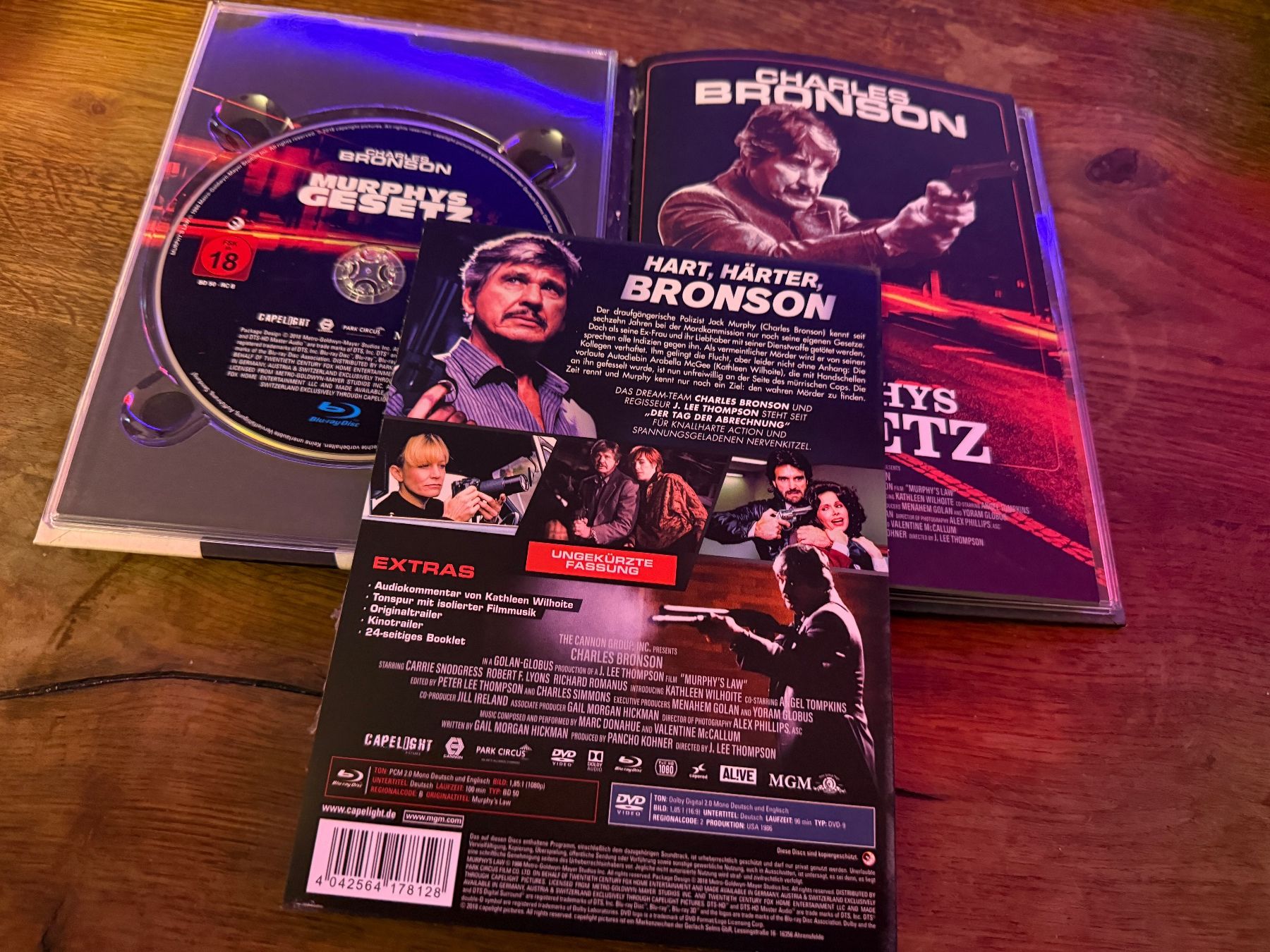 Tutti i DVDs: MURPHYS GESETZ Spezial Edition 2 BR Discs UNCUT – Nuovo (secondo la descrizione) da Aarau venduto da Panjo3 2