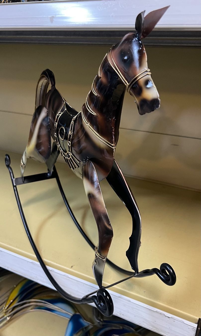 Figuren: Schaukelpferd aus Metall - Handarbeit – Neu (gemäss Beschreibung) aus Interlaken von Skandalpreis 2