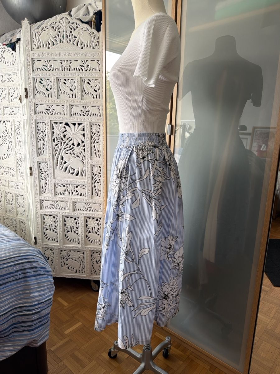 Zara Gonne: Jupe Zara taille S – Usato da lausanne venduto da annec777 3