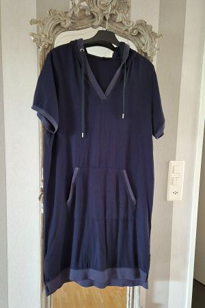 Kenny S. Kapuzen Kleid Gr. 42 Neu