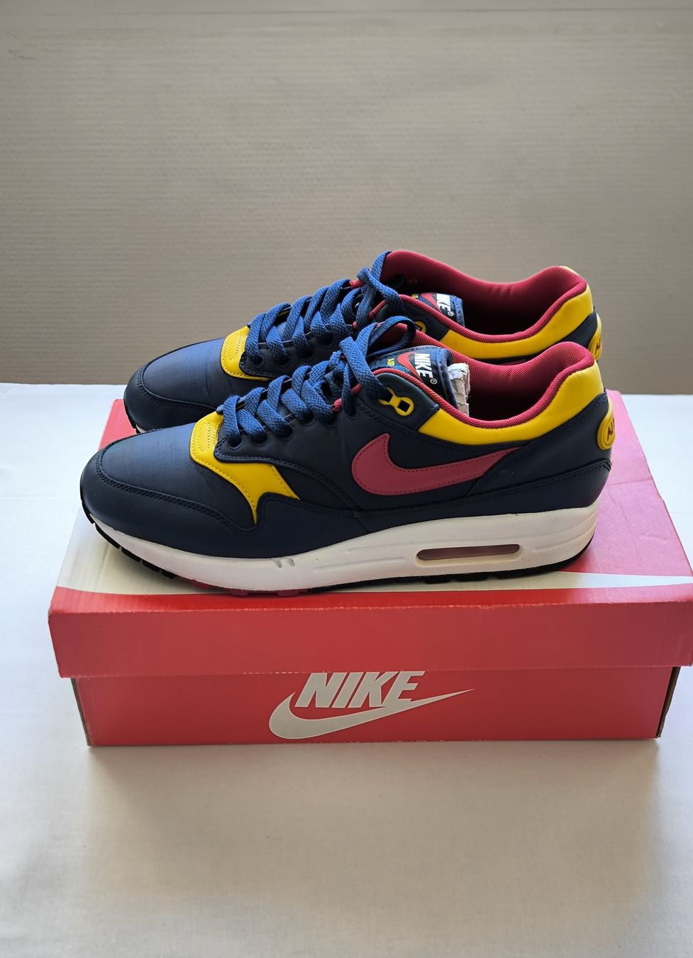 Nike Scarpe da uomo: Nike - Air Max 1 - "Snow beach" -  EU 42 – Usato da St-Prex venduto da Deetouch 1