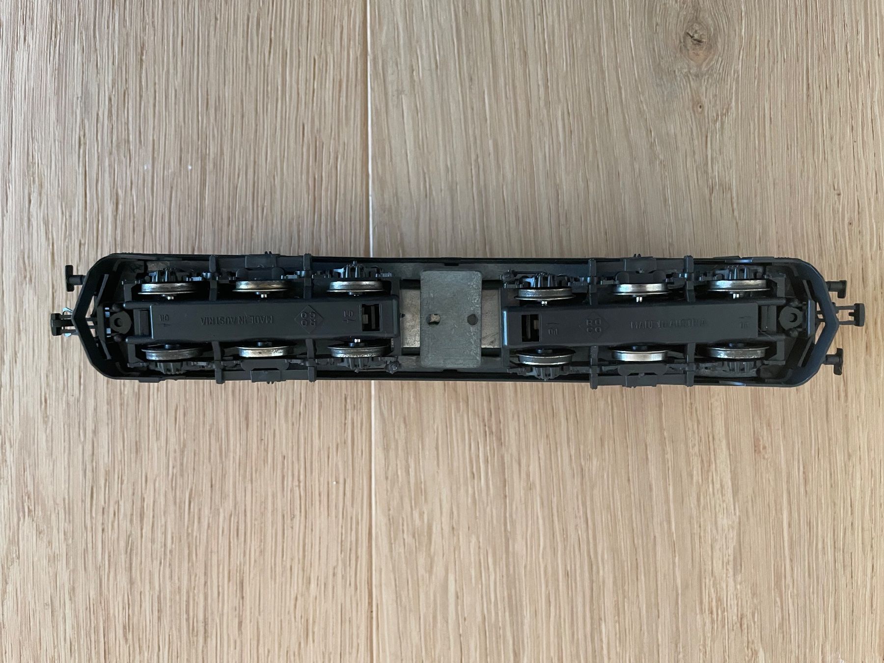 Roco Modelleisenbahnen: Roco Elektrolokomotive SBB Ae 6/6 – Gebraucht aus Wangen SZ von KAM07 1