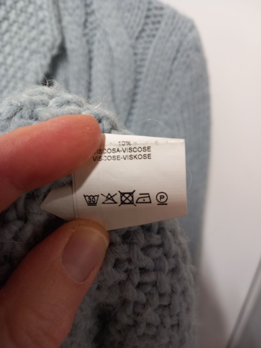 Giacche: Strickweste Avoca Gr.S Alpaka Wolle hellblau – Usato da Gwatt (Thun) venduto da umwelt-brocki 5
