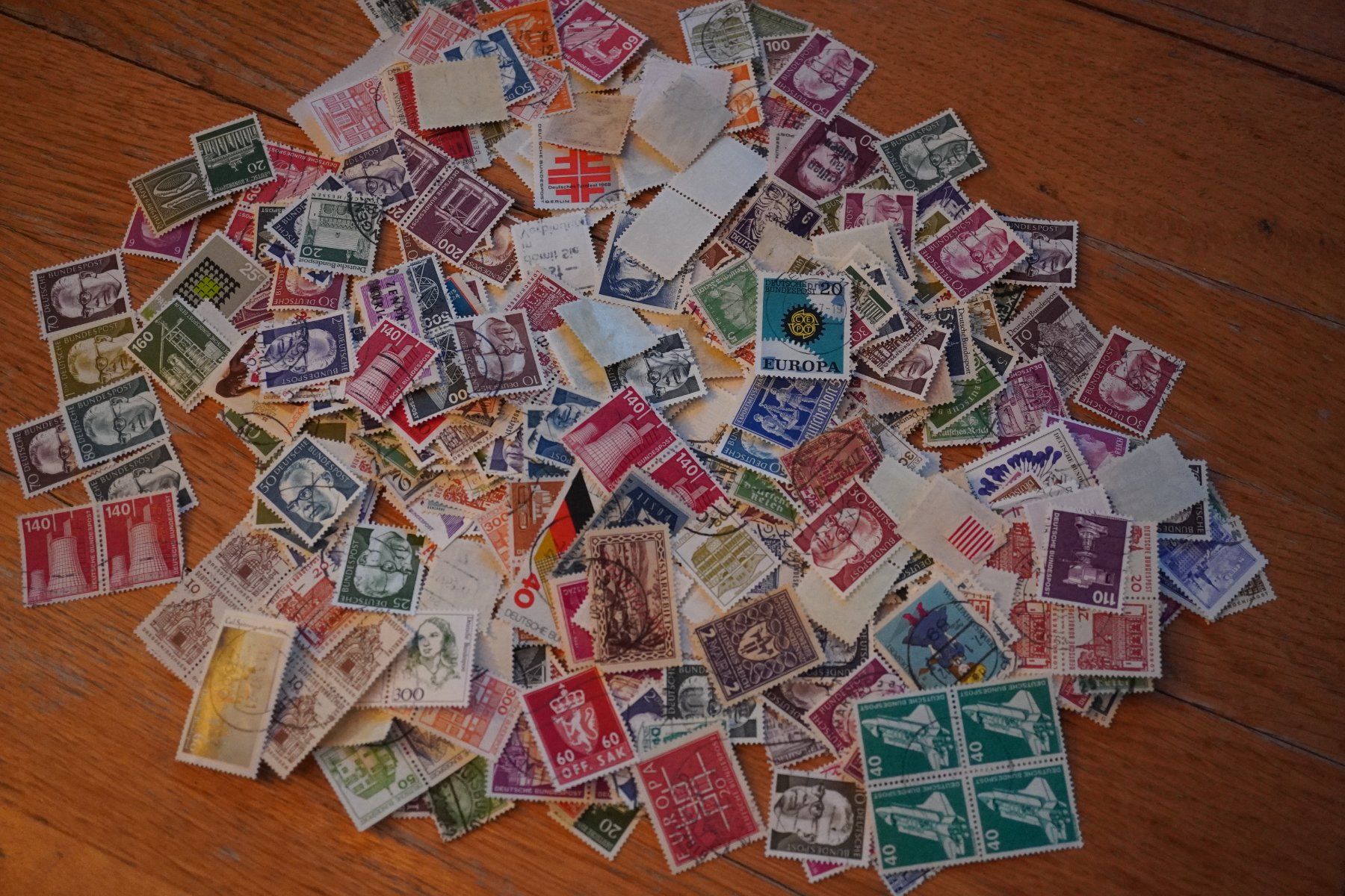 Tutti i francobolli: Brief Marken  Deutschland Lot  Gemischt – Usato da Eschenbach SG venduto da craniums 3