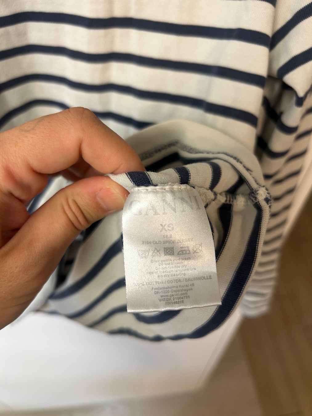 Ganni T-shirts: ganni longsleeve – D'occasion à basel par wastedworld 2