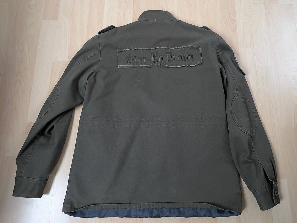 Jacken: Grüne Jacke - Army Stil  – Gebraucht aus Rothrist von Eclipsech 1