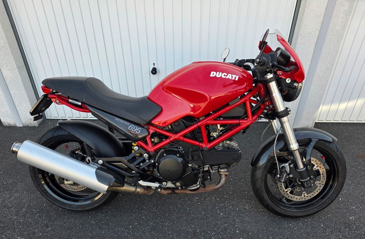 Ducati Route: Ducati 695 monster – D'occasion à Choëx par aru_vs6m 1