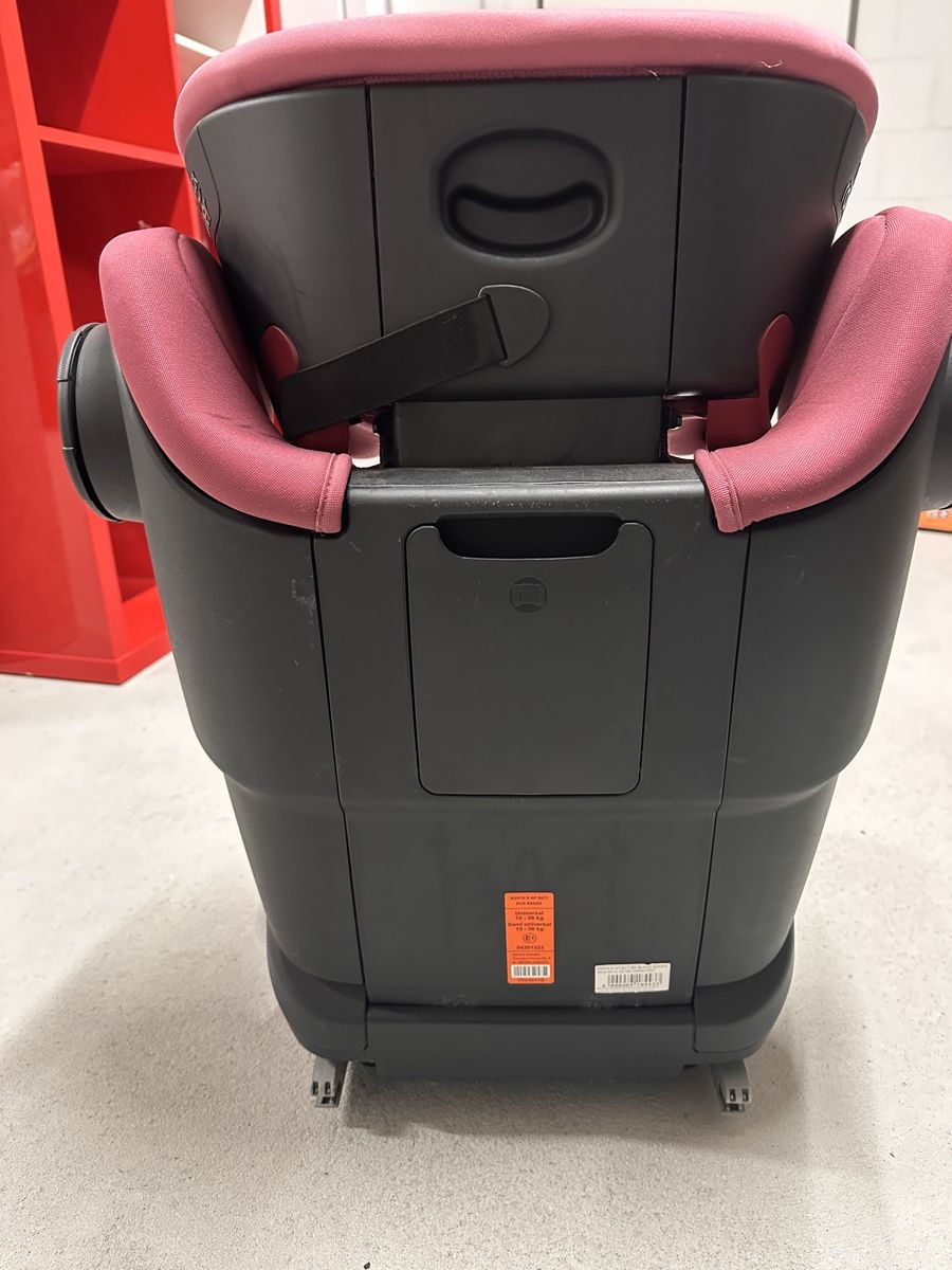Britax Römer Auto-Kindersitze: Kindersitz Britax Römer Kidfix – Gebraucht aus Oberwil-Lieli von YogaTeacher 7