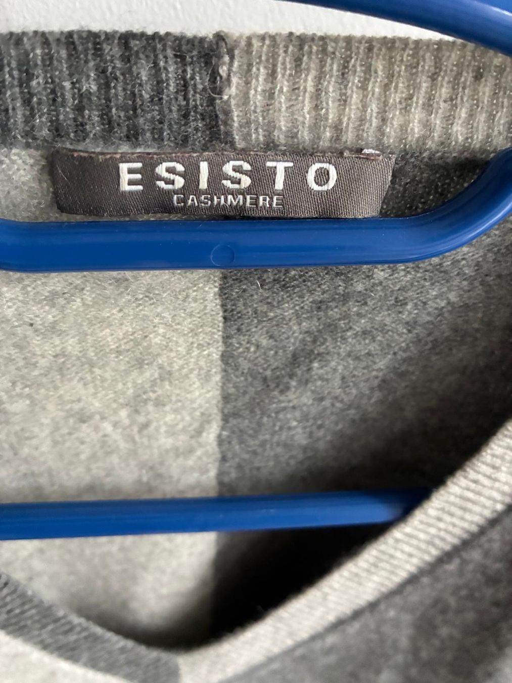 Pullover & Sweatshirts: ESISTO Cashmere Pulli Grösse S – Gebraucht aus Allenwinden von oba_xb8y 2