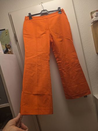 Hose Essentiel Antwerp orange