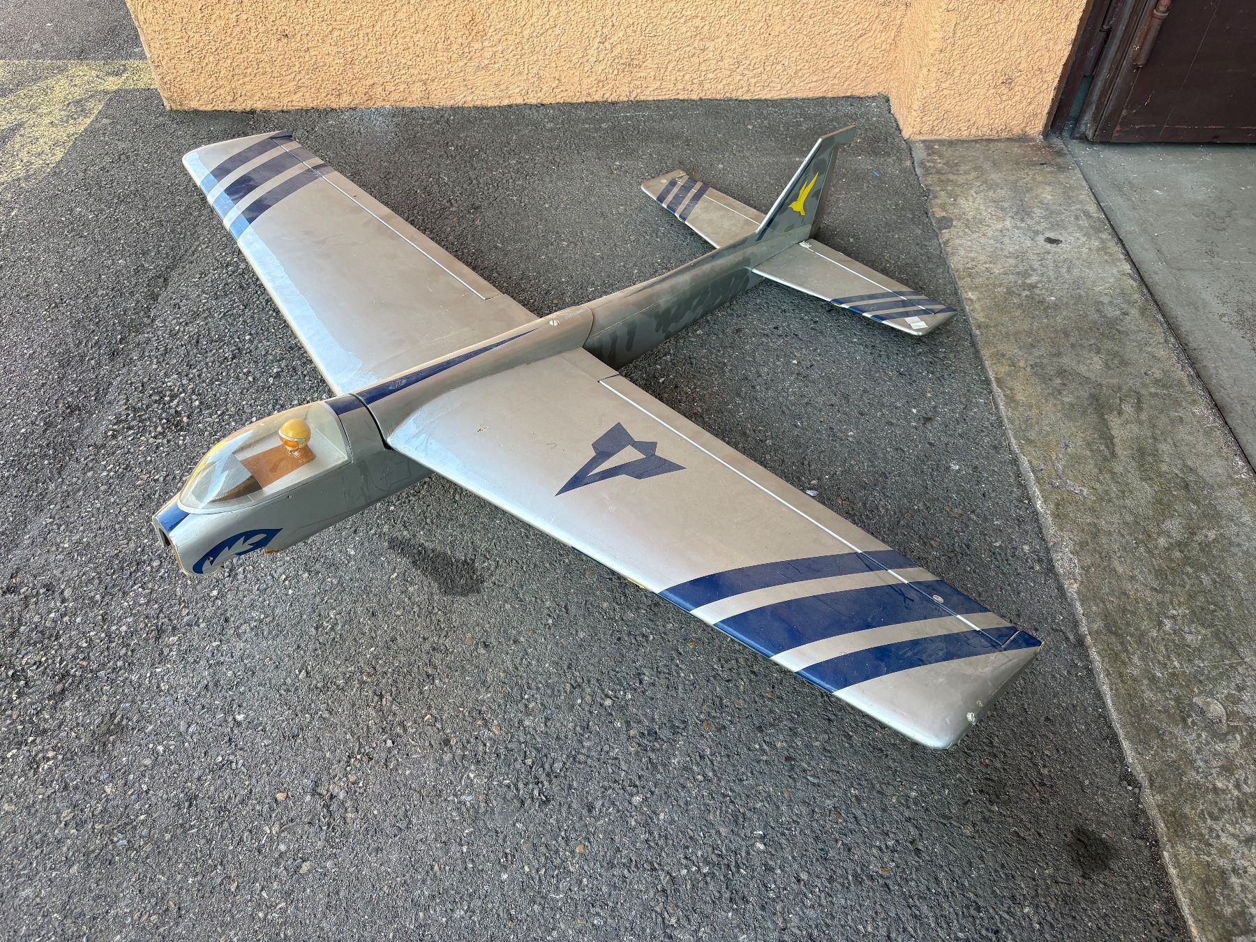 RC Kits de montage: RC Motorflugzeug – D'occasion à Oberengstringen par RS...