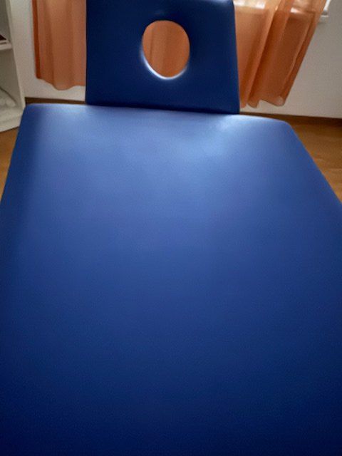 Lettini & sedie per cosmetici: blaue Massageliege – Nuovo (secondo la descrizione) da Würenlingen venduto da Delfinli1 3