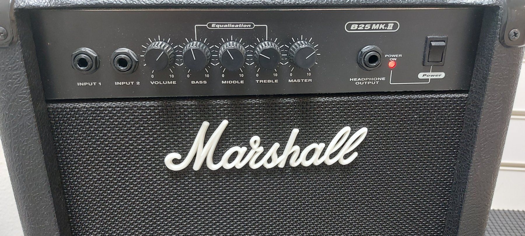 Marshall Amplificatori: Marshall B25 MKII Bass Combo – Usato da Zürich venduto da Rilt