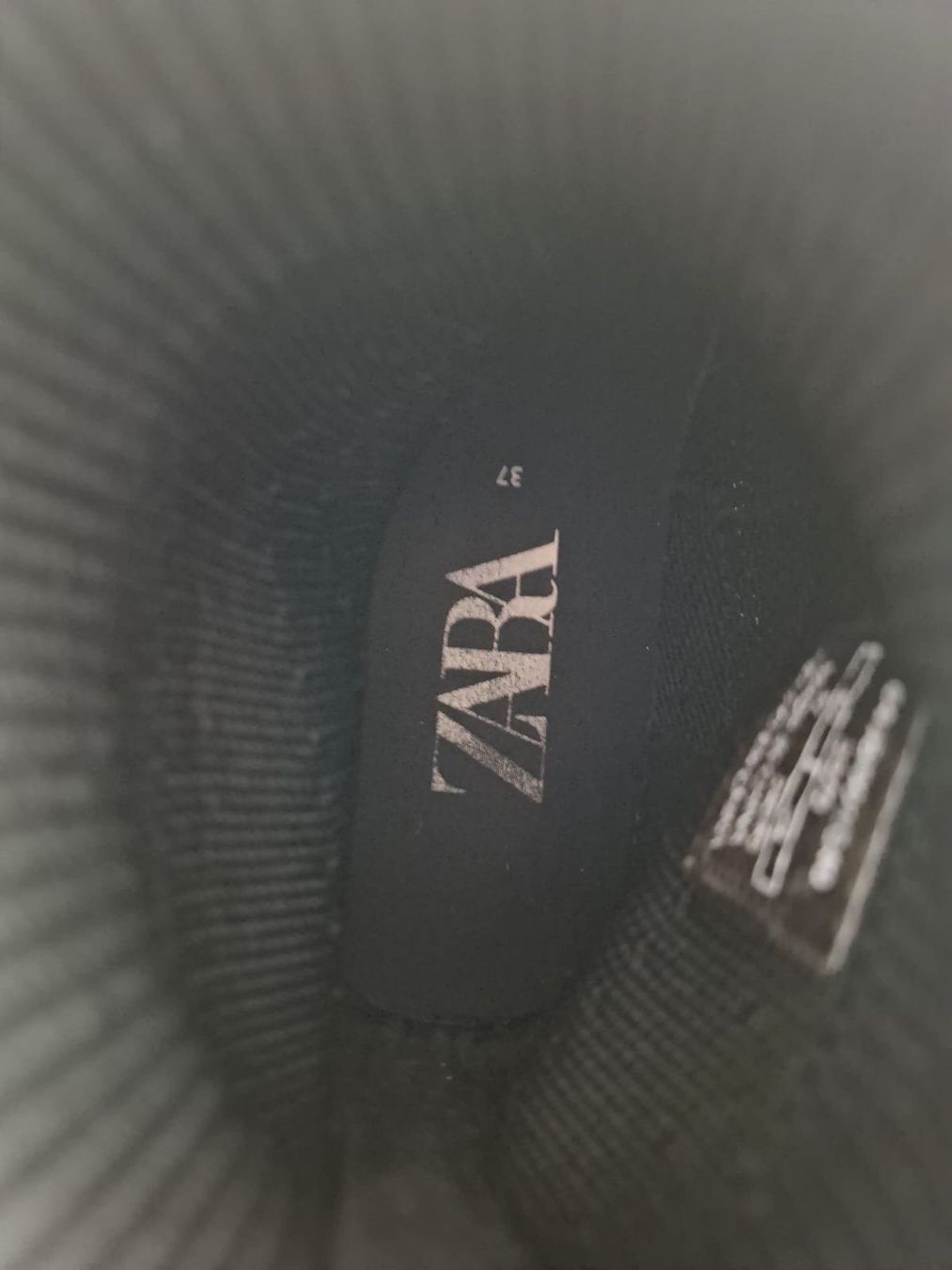 Zara Scarpe da donna: Zara Strick Sneaker, Gr. 37 – Usato da Massagno venduto da Michaela.F 4