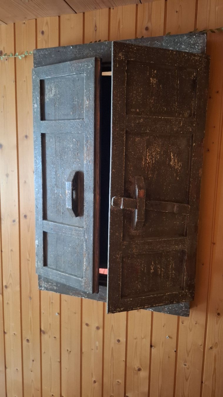 Spiegel: Spiegel Fenster – Gebraucht aus Ebnat-Kappel von Aibur 5