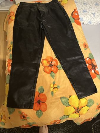 1 Hose + 2 T Shirts