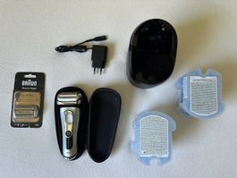 Braun Series 9 Rasierer mit Clean & Charge Station + Zubehör