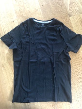 T-SHIRT 146/152 H&M schwarz